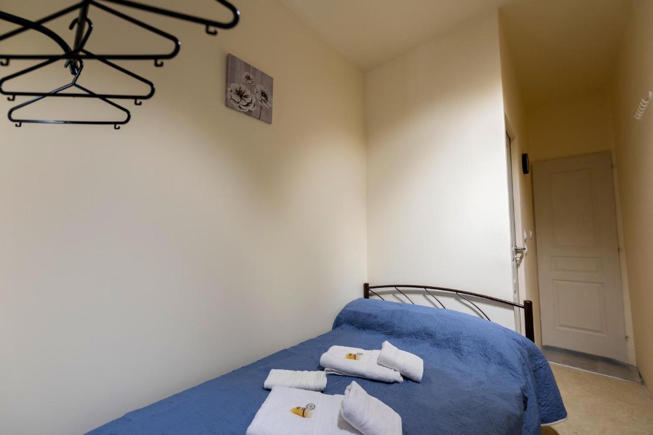 דירות אתונה Pure Urban Bedboxes Acropolis Metro Petralona מראה חיצוני תמונה