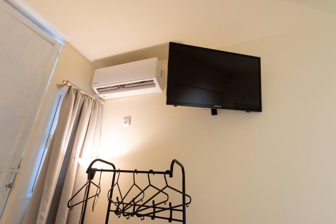 דירות אתונה Pure Urban Bedboxes Acropolis Metro Petralona מראה חיצוני תמונה